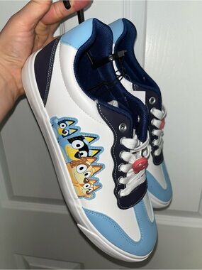 New women’s bluey sneakers